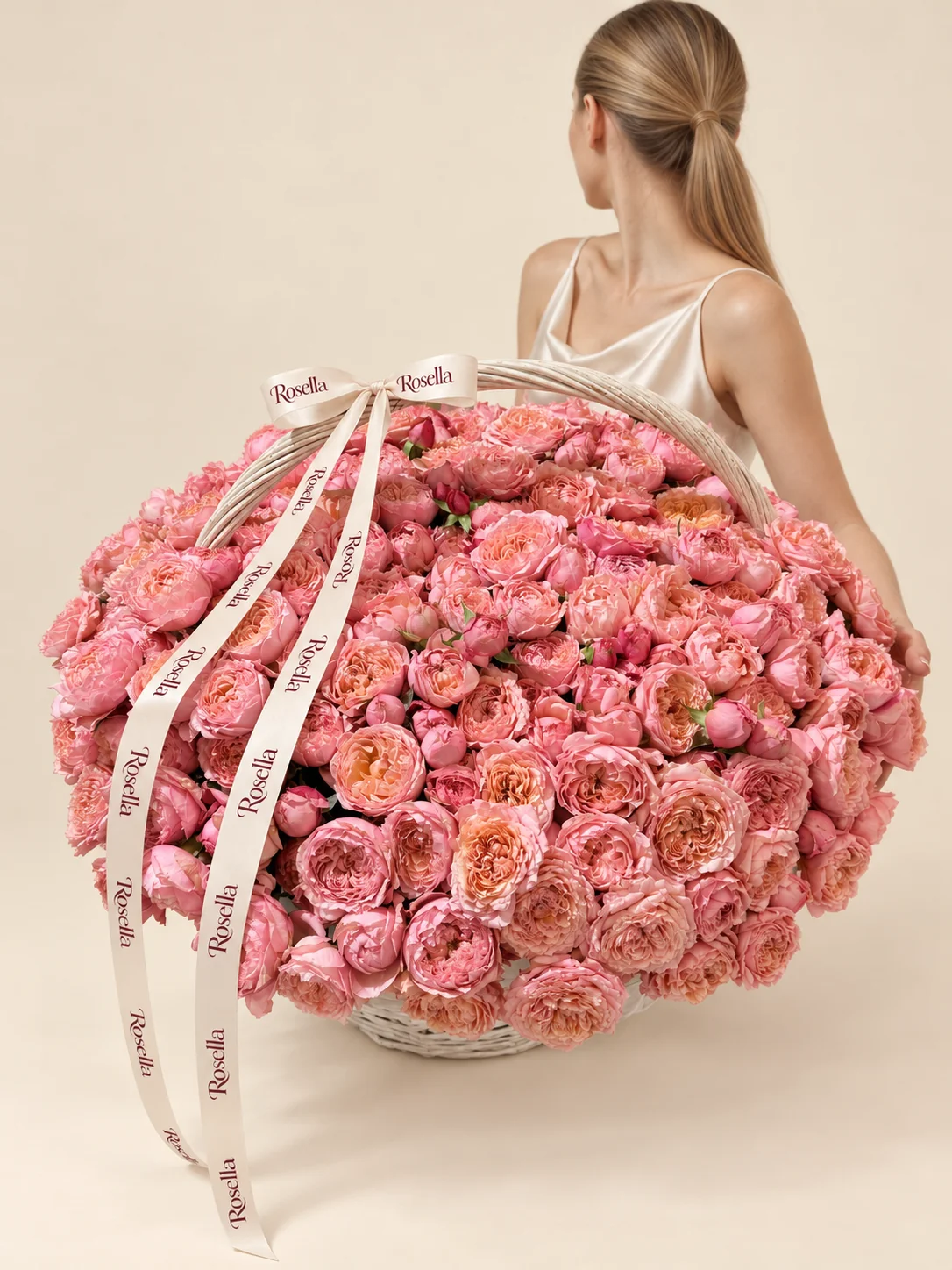 170 spray roses in a basket