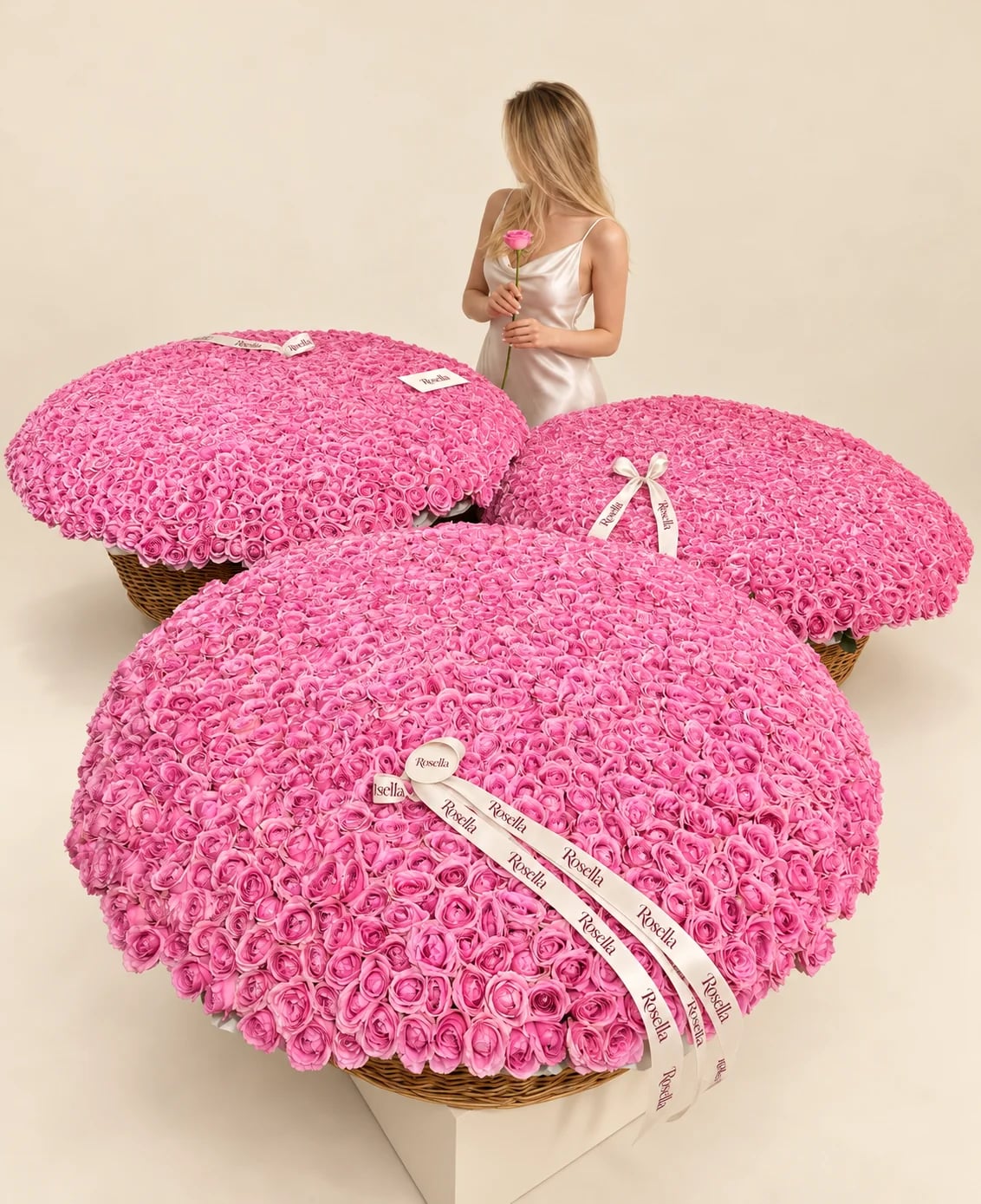 2150 roses in a basket