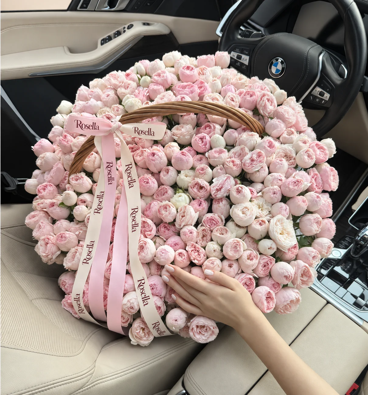 260 spray roses in a basket