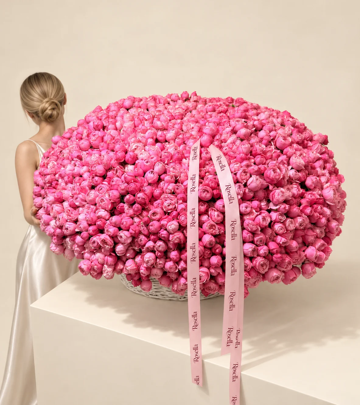 730 spray roses in a basket
