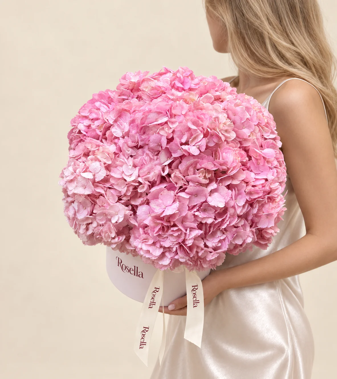 13 hydrangeas in a round box