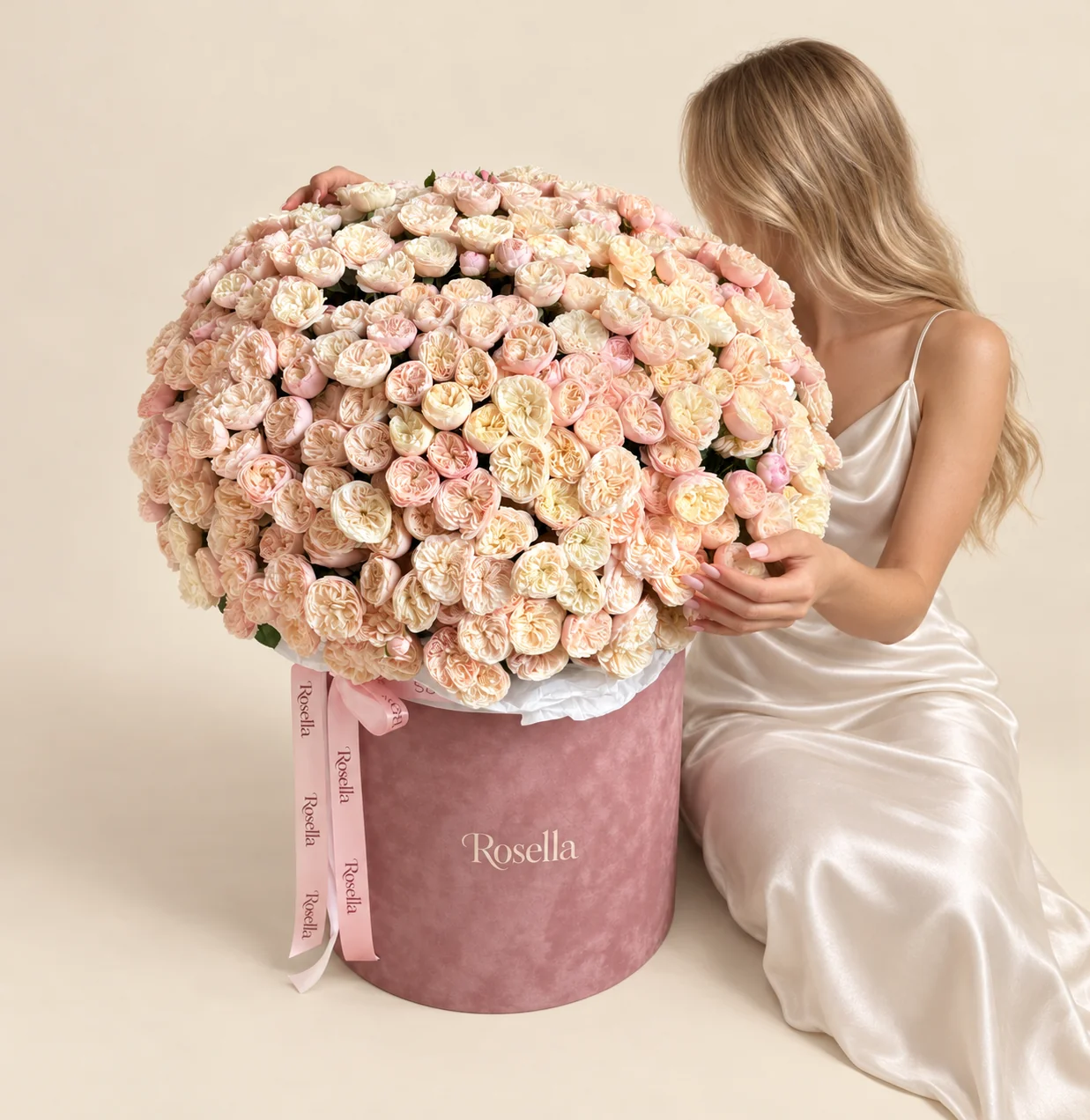 180 garden roses in a round box