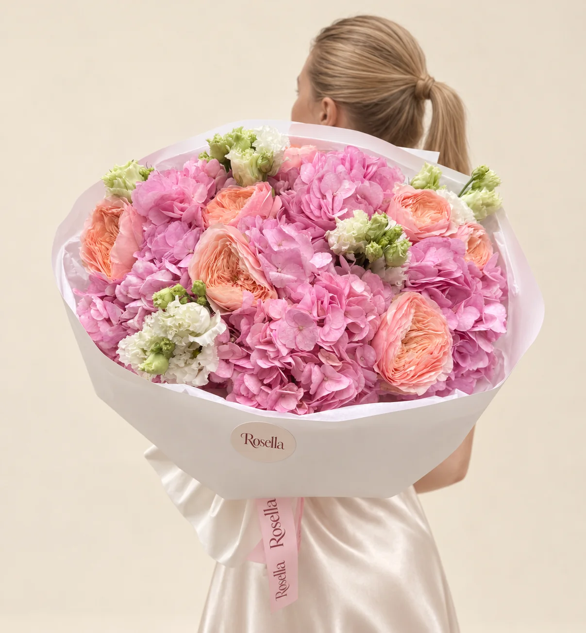 6 hydrangeas, 8 garden roses & 14 lisianthus blooms in a hand-tied bouquet